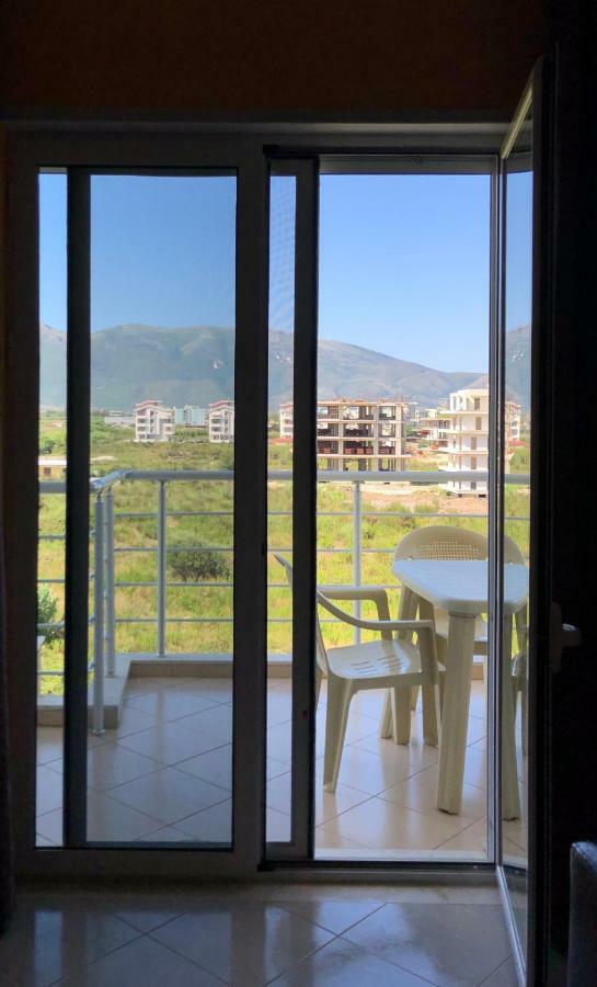 Rainbow Holiday Apartments Vlore Luaran gambar